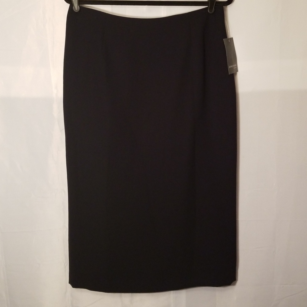 NWT Jones Wear Essential Navy Blue Skirt Sz 10